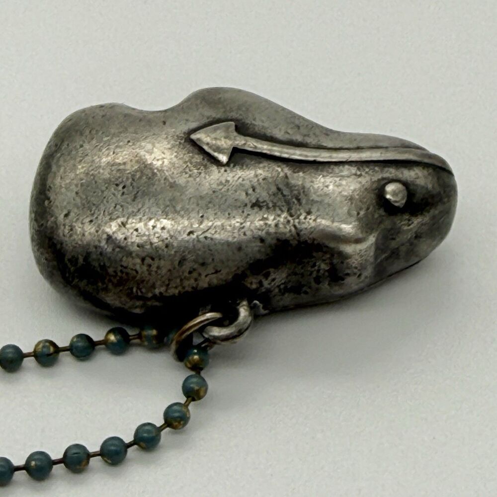 JPD Signed Artisan Heavy Pewter Southwest Spirit Bear Necklace Heartline Arrow - Picture 7 of 16